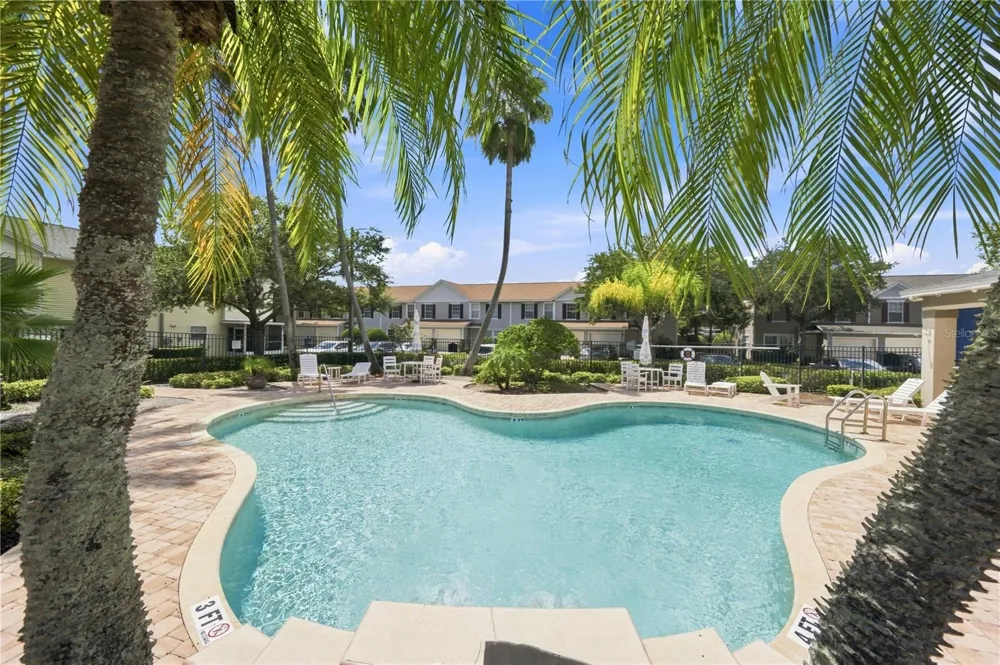 13158 THOROUGHBRED LOOP Largo, FL 33773