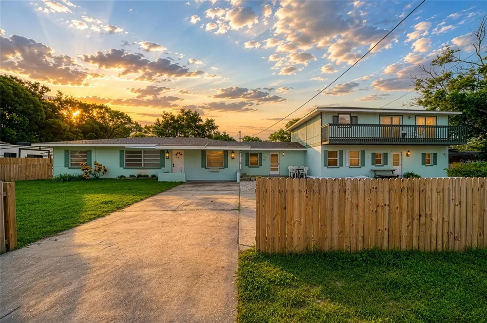 5423 21ST STREET W Bradenton, FL 34207