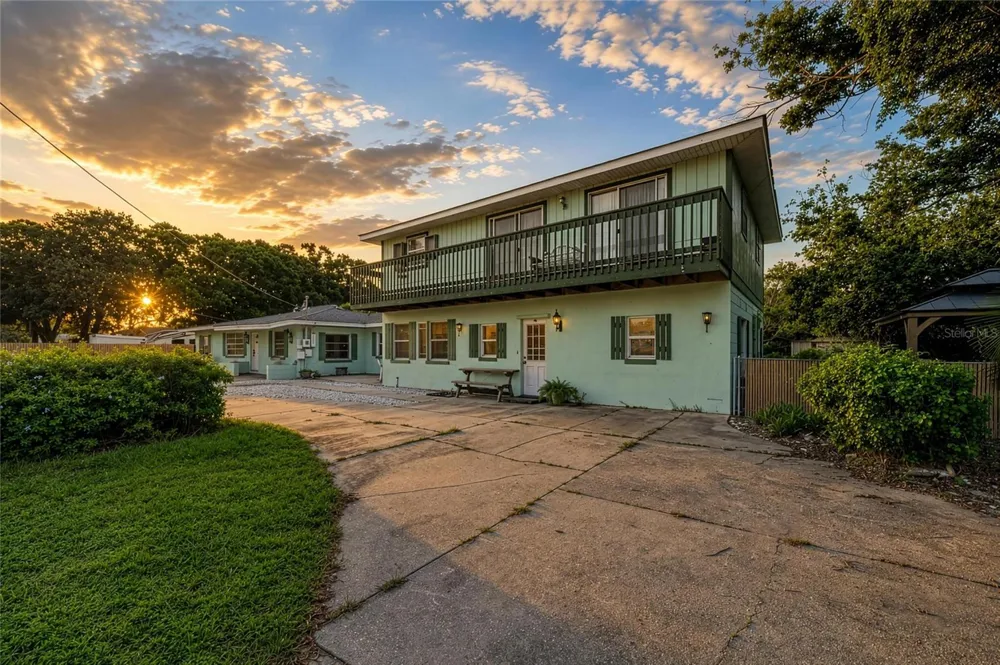 5423 21ST STREET W Bradenton, FL 34207