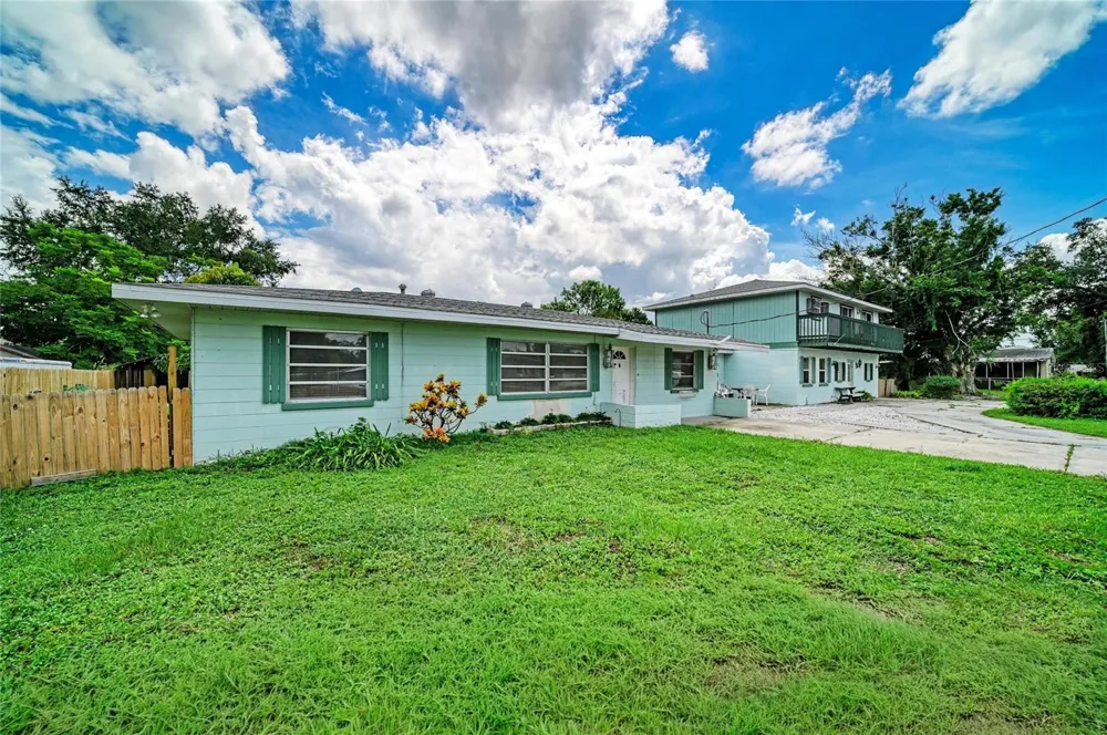 5423 21ST STREET W Bradenton, FL 34207