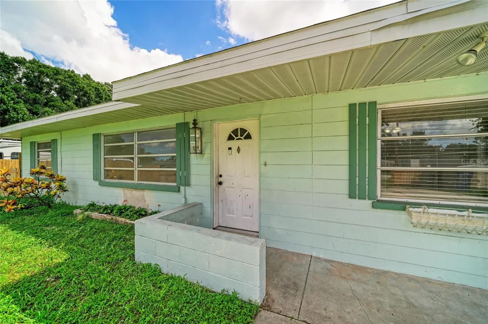 5423 21ST STREET W Bradenton, FL 34207