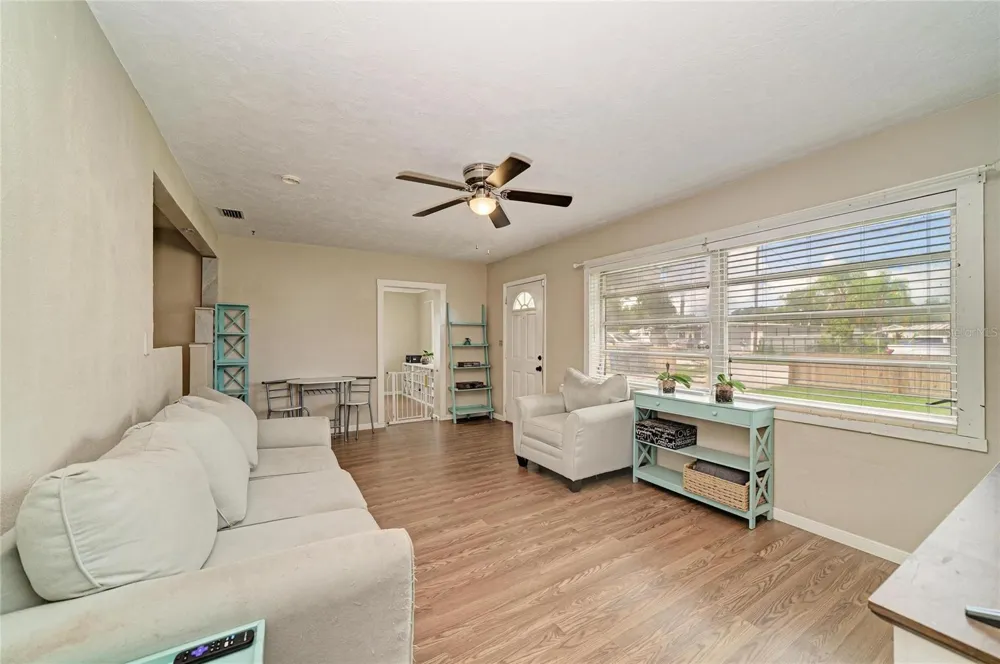 5423 21ST STREET W Bradenton, FL 34207