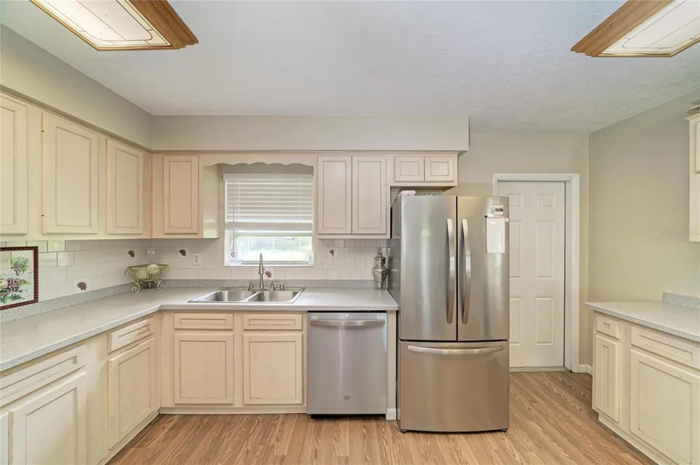 5423 21ST STREET W Bradenton, FL 34207