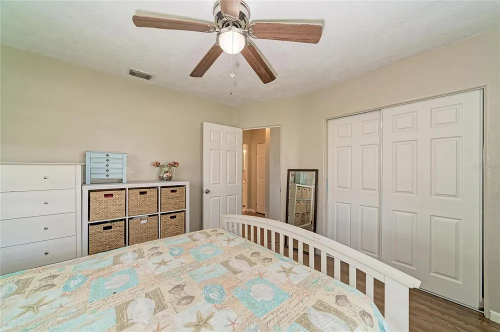 5423 21ST STREET W Bradenton, FL 34207