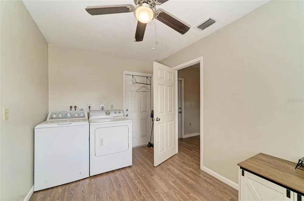 5423 21ST STREET W Bradenton, FL 34207
