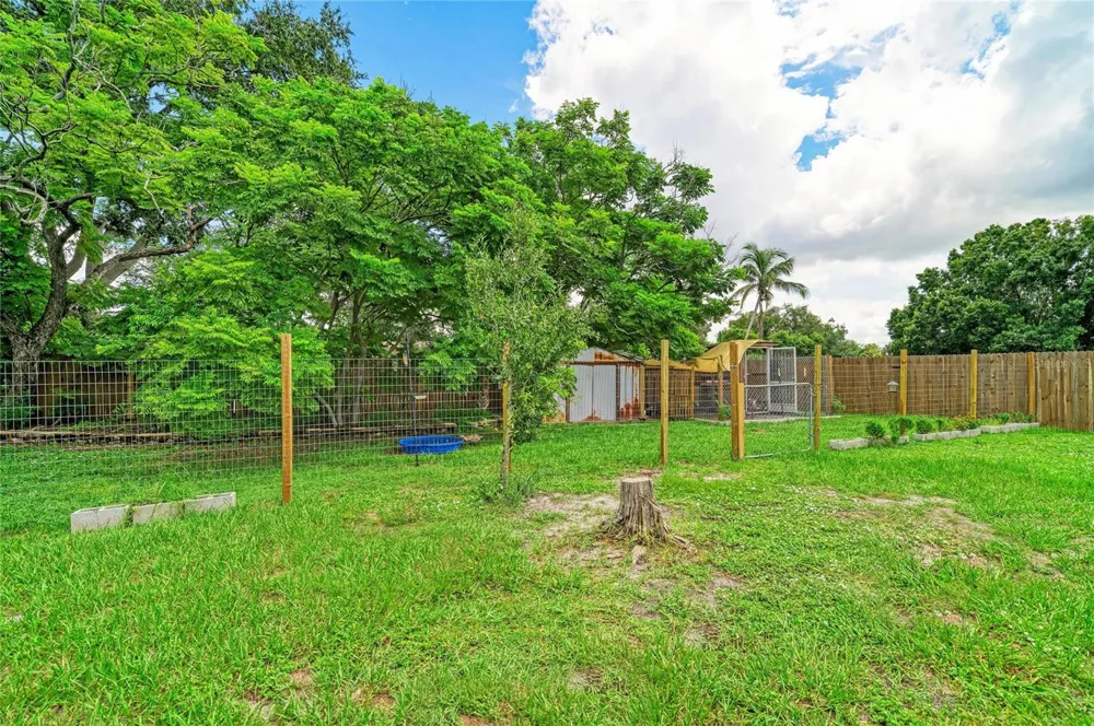 5423 21ST STREET W Bradenton, FL 34207