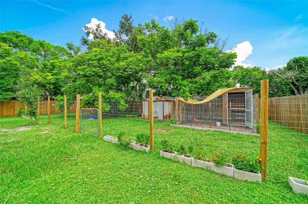 5423 21ST STREET W Bradenton, FL 34207