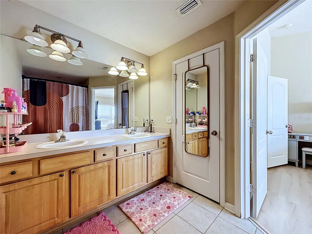 4842 BARNSTEAD DRIVE Riverview, FL 33578