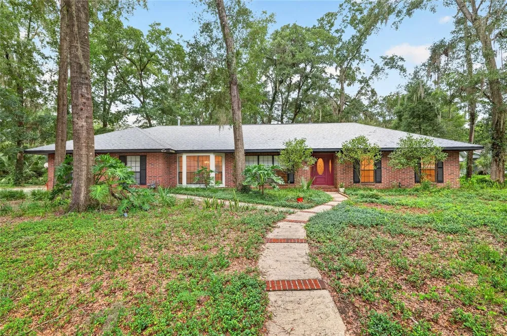2936 NW 23RD DRIVE Gainesville, FL 32605