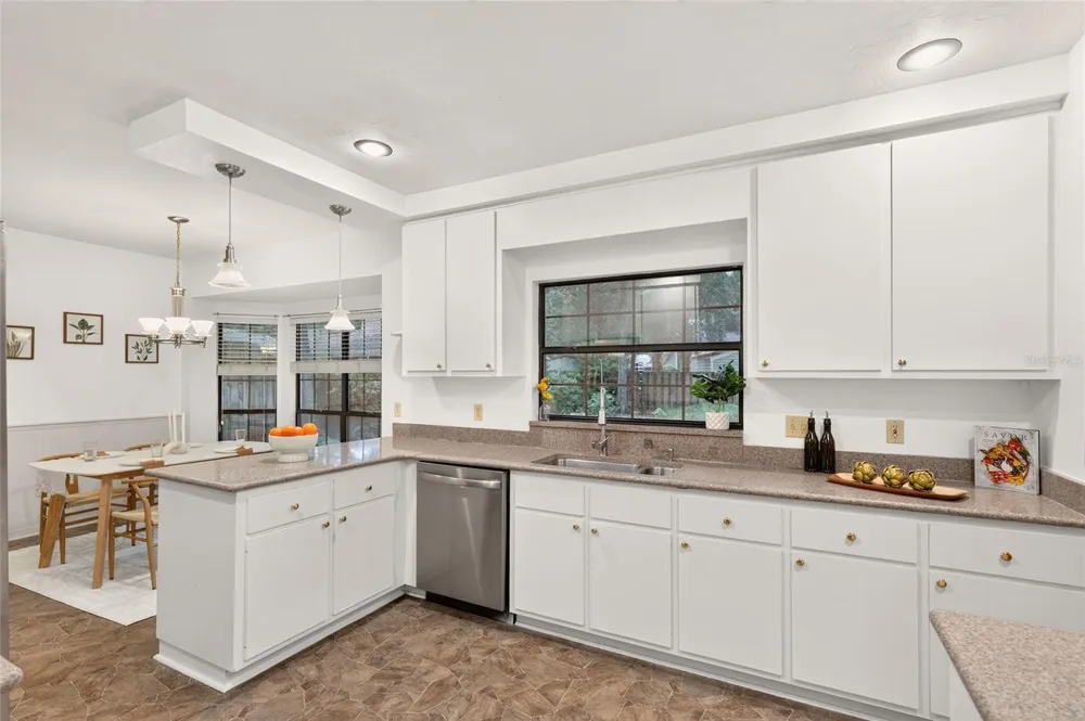 2936 NW 23RD DRIVE Gainesville, FL 32605