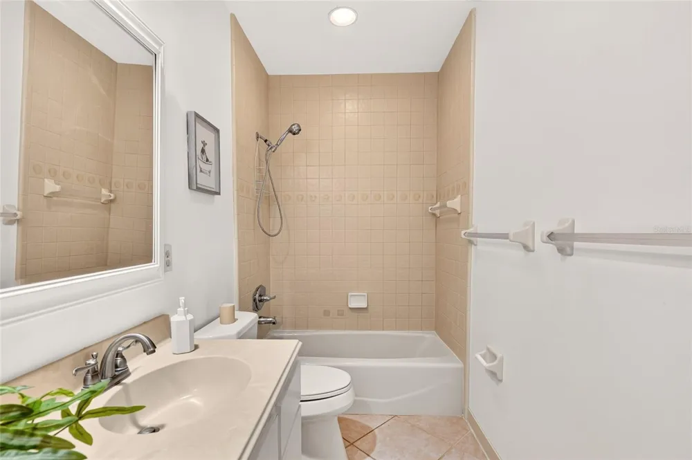 2936 NW 23RD DRIVE Gainesville, FL 32605