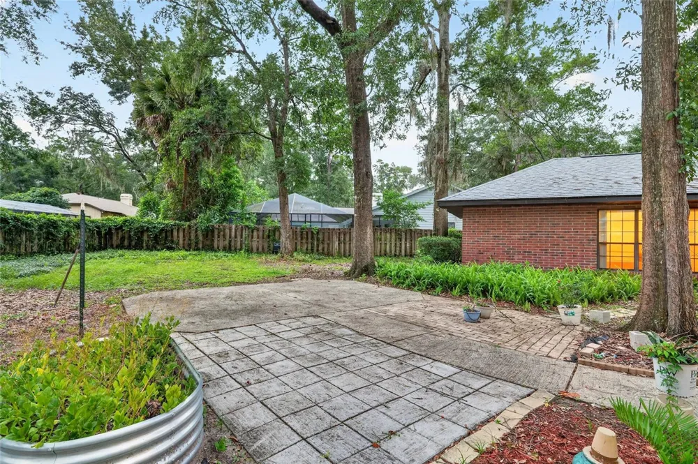 2936 NW 23RD DRIVE Gainesville, FL 32605