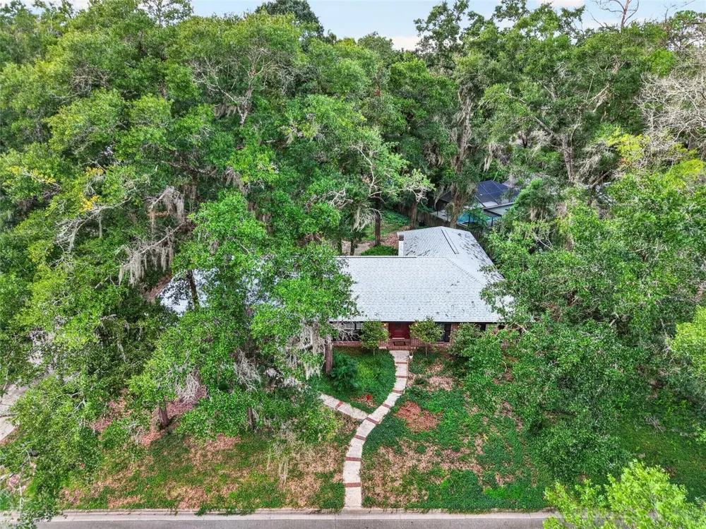 2936 NW 23RD DRIVE Gainesville, FL 32605