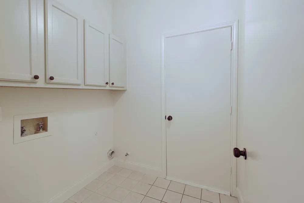 2012 Castle View Drive Austin, TX 78728