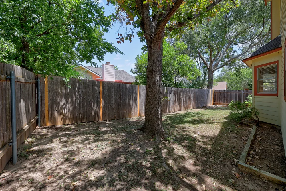 2012 Castle View Drive Austin, TX 78728