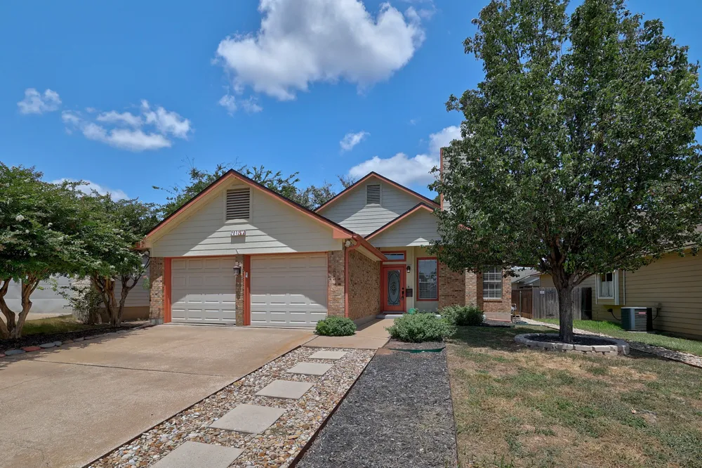 2012 Castle View Drive Austin, TX 78728