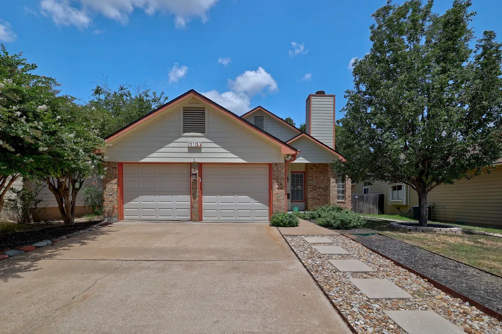 2012 Castle View Drive Austin, TX 78728