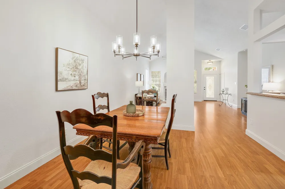 2012 Castle View Drive Austin, TX 78728