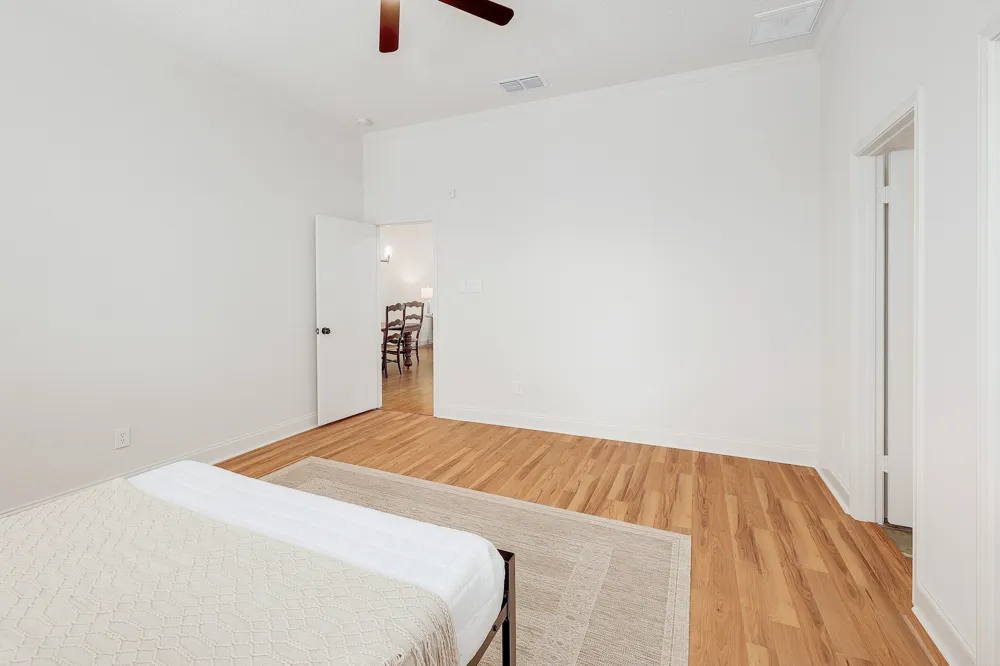2012 Castle View Drive Austin, TX 78728