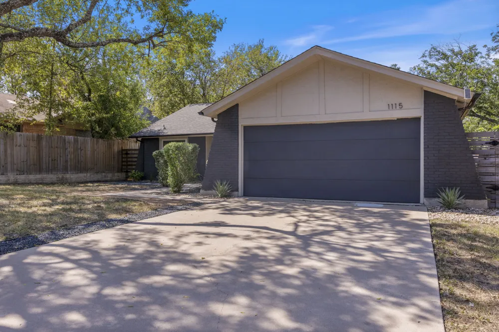 1115 Echo Lane Austin, TX 78745