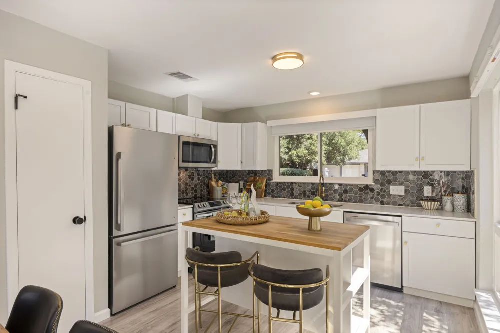 1115 Echo Lane Austin, TX 78745