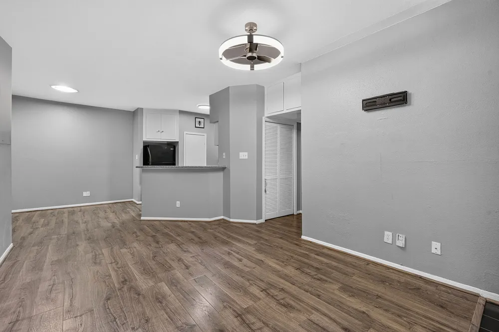 2450 Wickersham Lane #704 Austin, TX 78741