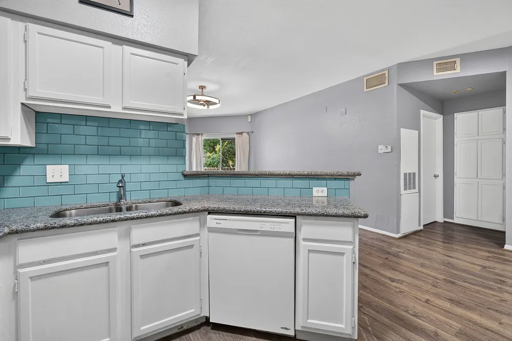 2450 Wickersham Lane #704 Austin, TX 78741