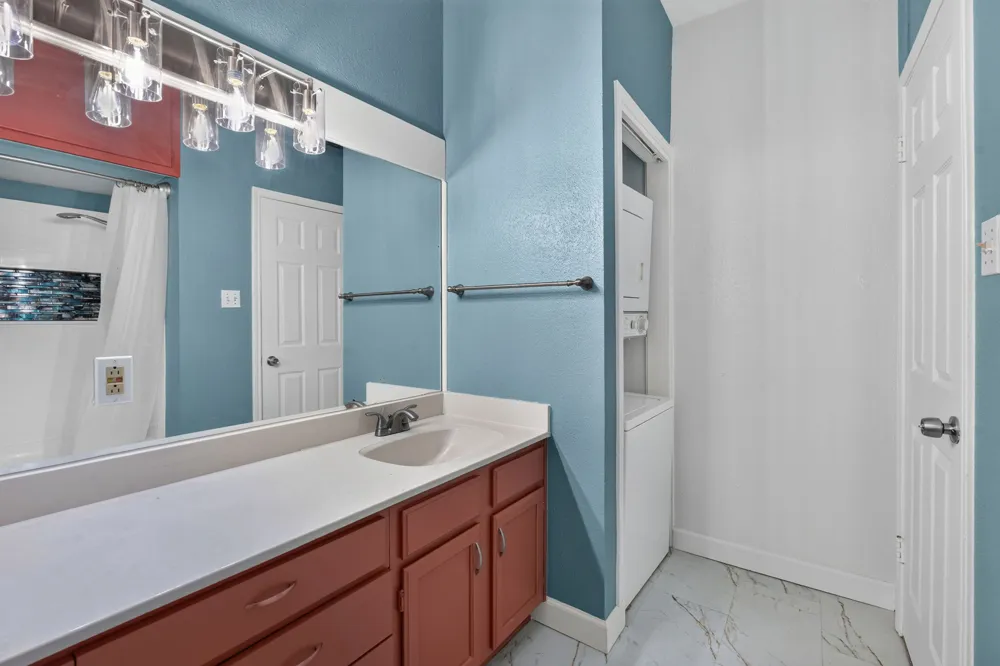 2450 Wickersham Lane #704 Austin, TX 78741