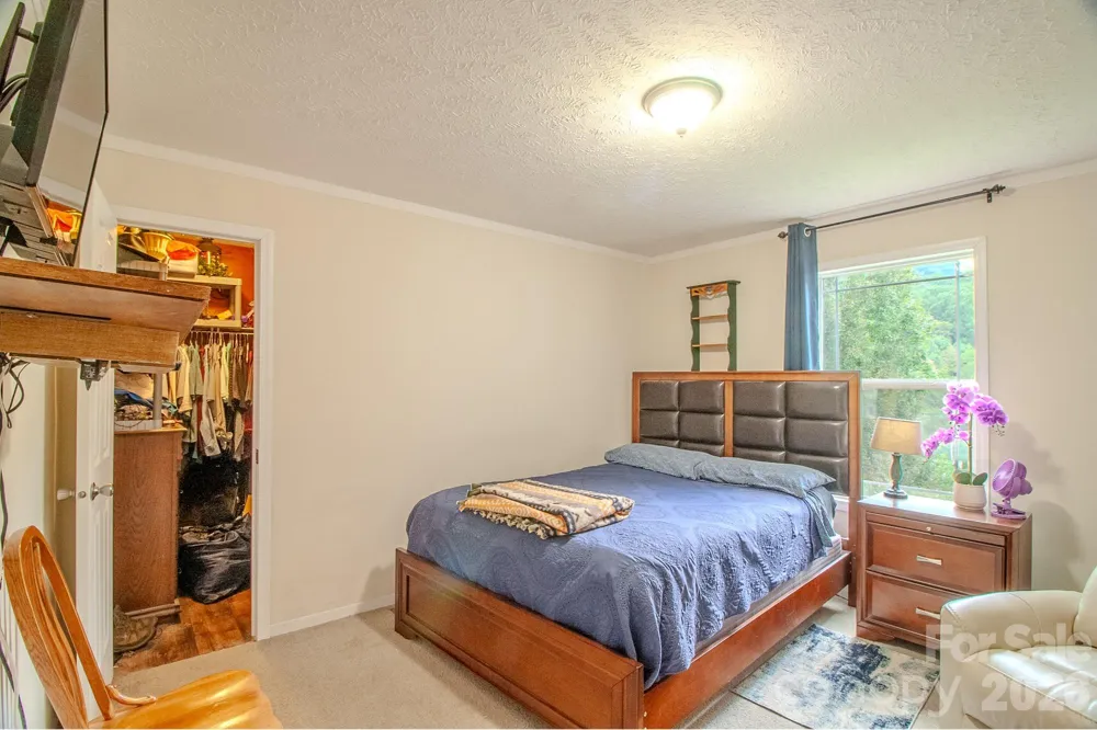 76 Patriot Drive Waynesville, NC 28786