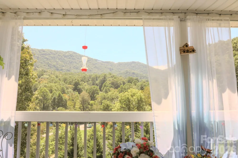 76 Patriot Drive Waynesville, NC 28786