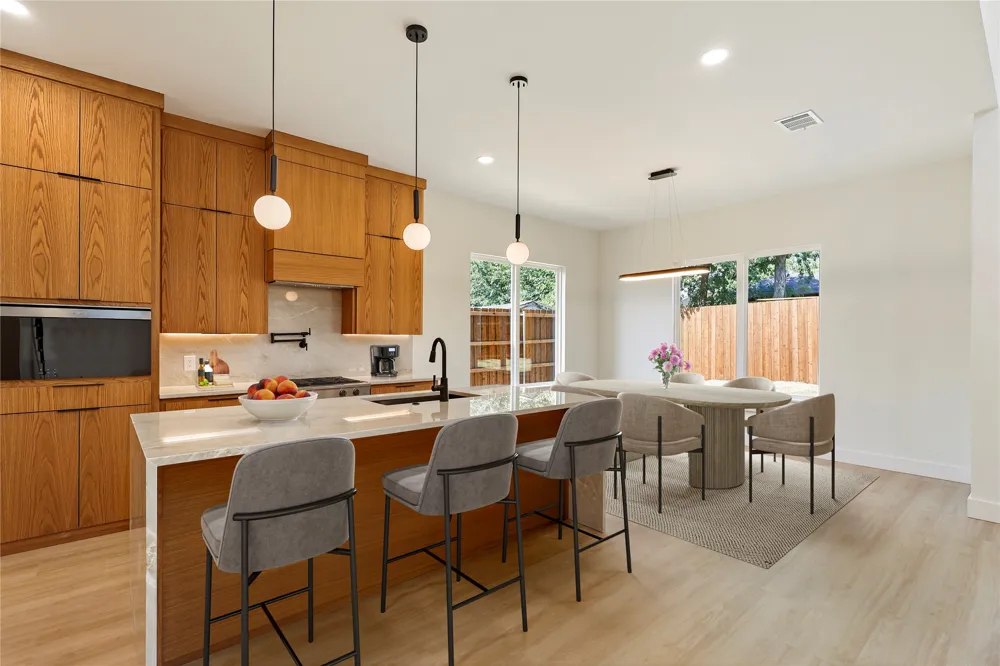 326 Avenue F Dallas, TX 75203