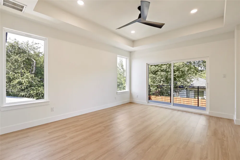 326 Avenue F Dallas, TX 75203