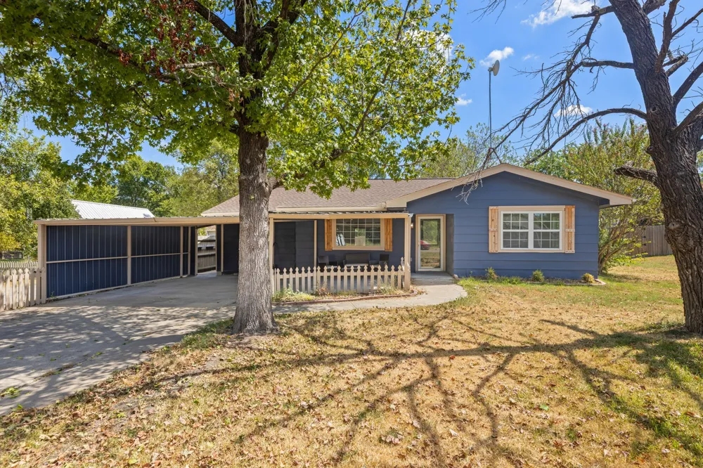 204 3rd Street Celeste, TX 75423