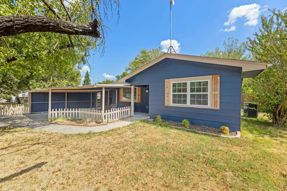 204 3rd Street Celeste, TX 75423