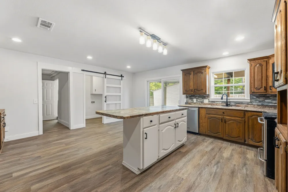 204 3rd Street Celeste, TX 75423
