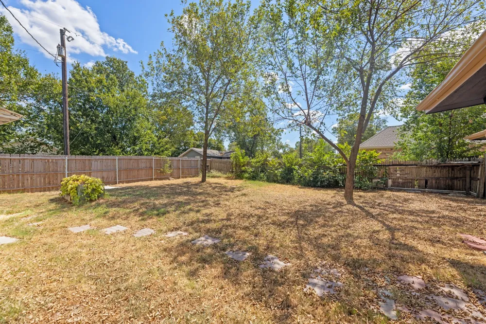 204 3rd Street Celeste, TX 75423