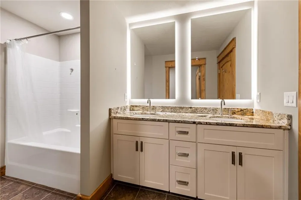 2634 Mountain Tops Road Blue Ridge, GA 30513