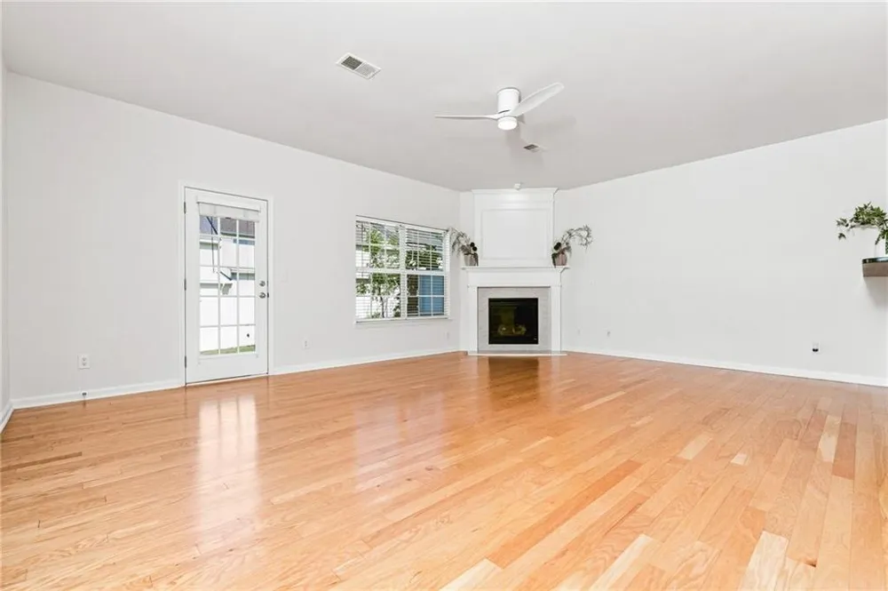 9820 Alger Trace Johns Creek, GA 30022