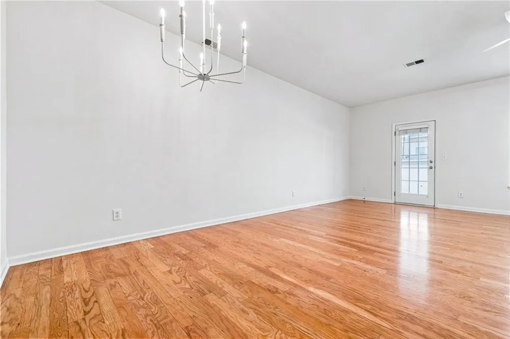9820 Alger Trace Johns Creek, GA 30022