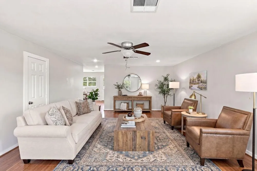 2300 Mary Lane Dickinson, TX 77539