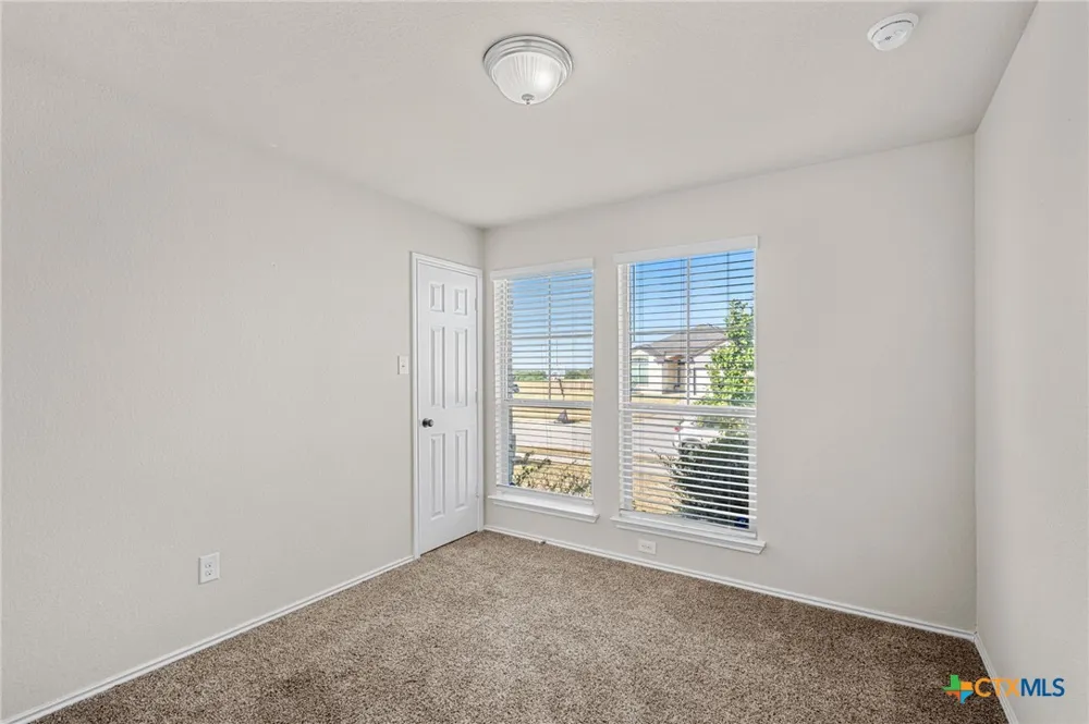9400 Susan Drive Killeen, TX 76542