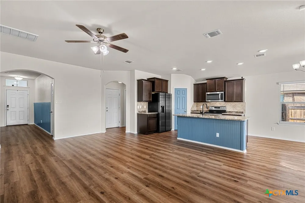 9400 Susan Drive Killeen, TX 76542