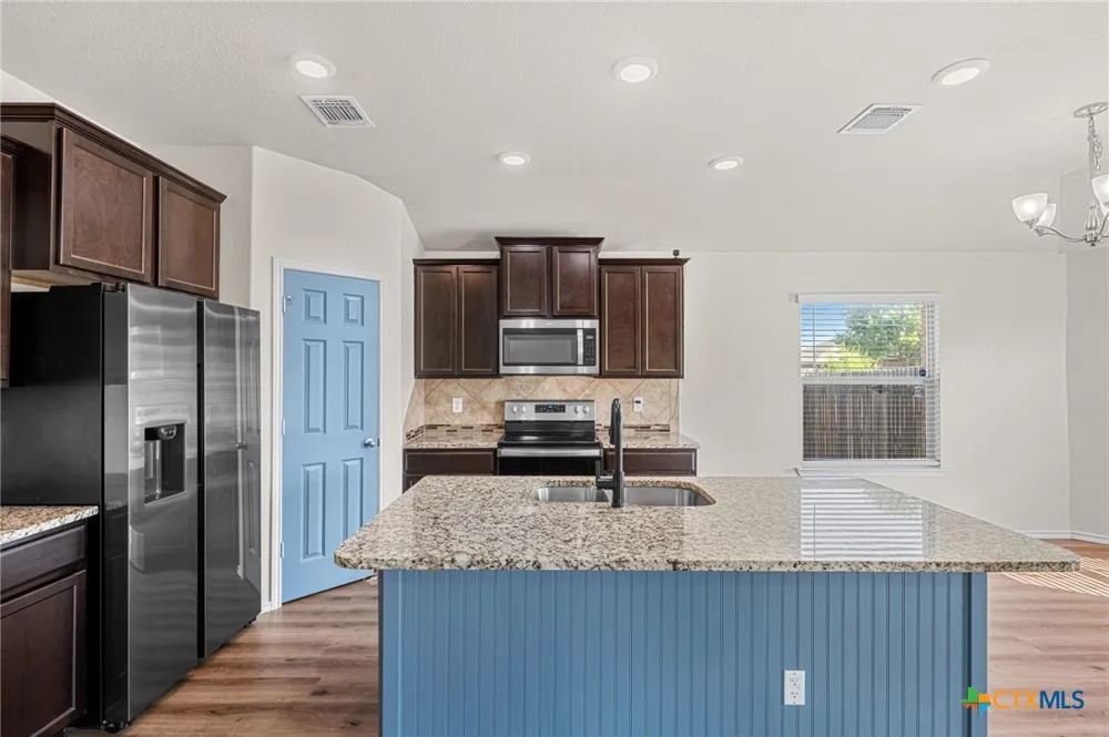 9400 Susan Drive Killeen, TX 76542
