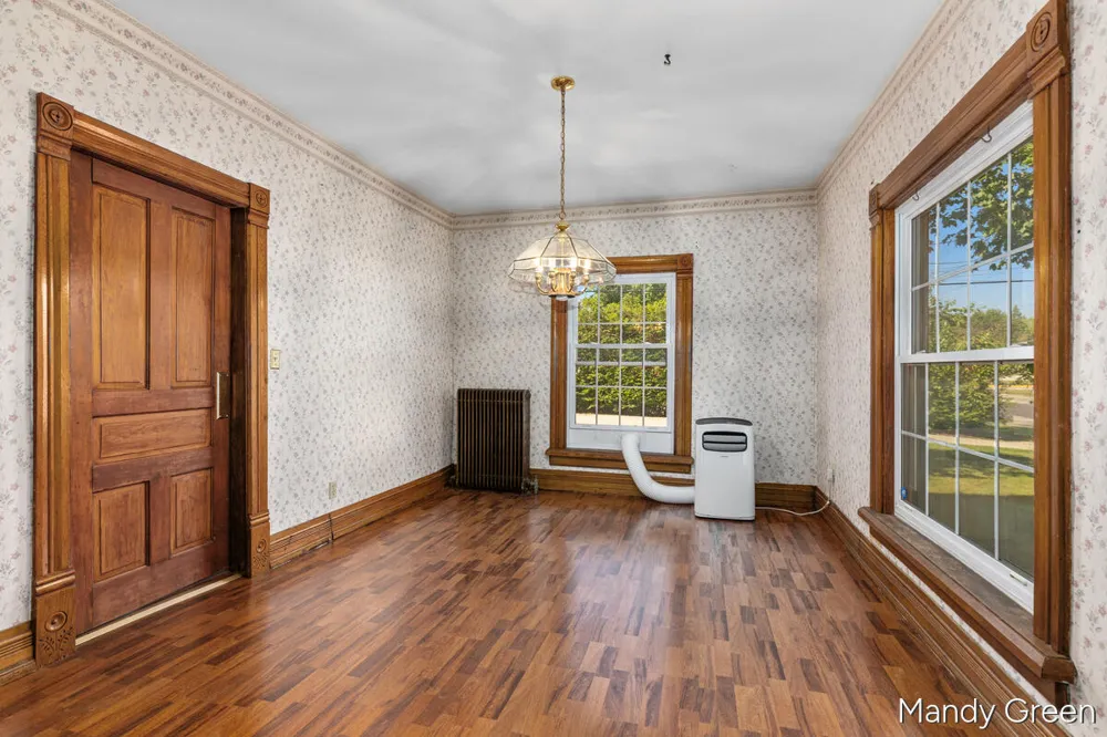 118 S 2nd Street Carson City, MI 48811