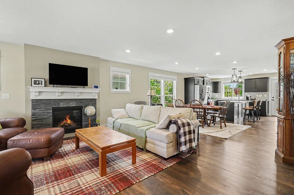 4704 Macatawa Legends Boulevard Holland, MI 49424
