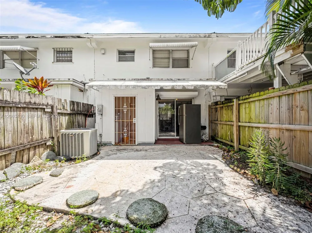 3609 Townhouse Ct #3609 West Palm Beach, FL 33407