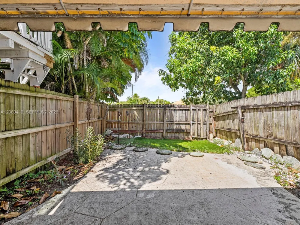3609 Townhouse Ct #3609 West Palm Beach, FL 33407