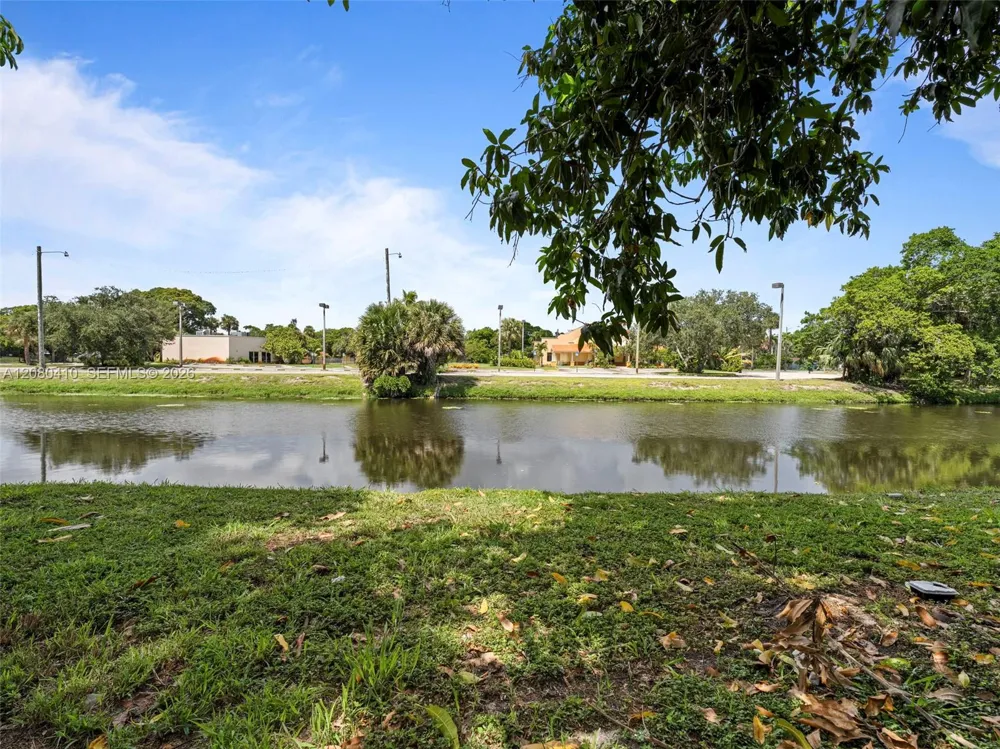 3609 Townhouse Ct #3609 West Palm Beach, FL 33407