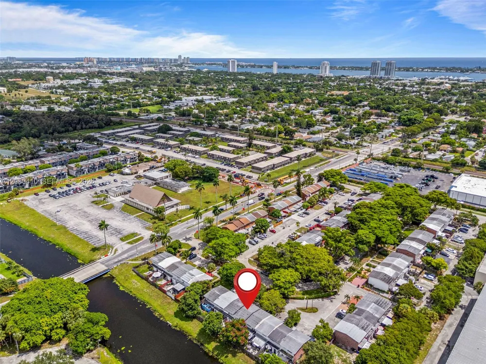 3609 Townhouse Ct #3609 West Palm Beach, FL 33407