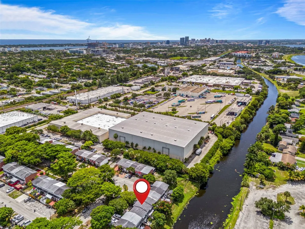 3609 Townhouse Ct #3609 West Palm Beach, FL 33407
